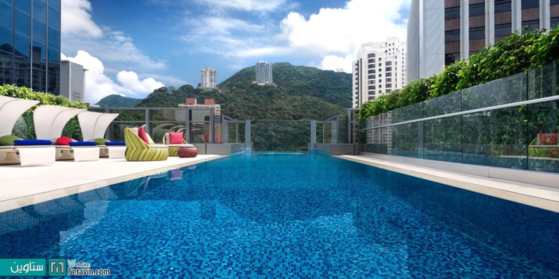 هتلی معلق بر لبه ساختمان یک هتل در هنگ کنگ