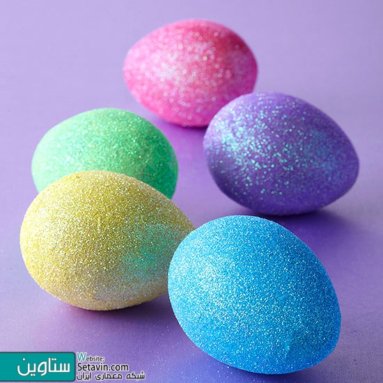 ترکیب چسب و اکلیل رنگی برای تزئین تخم مرغ