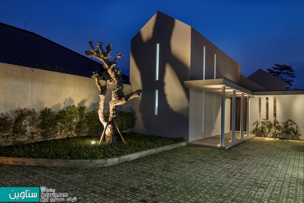 ساختمان مسکونی , PRV A131 , تیم طراحی معماری , e.Re studio , اندونزی , مسکونی , modern contemporary house , contemporary house , طراحی مسکونی , ویلا