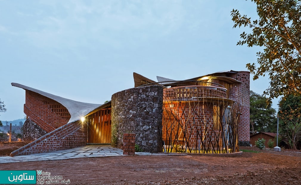 انتشار کتاب جدیدی از مورخ آمریکایی معماری درباره 100 اثر خشتی معاصر