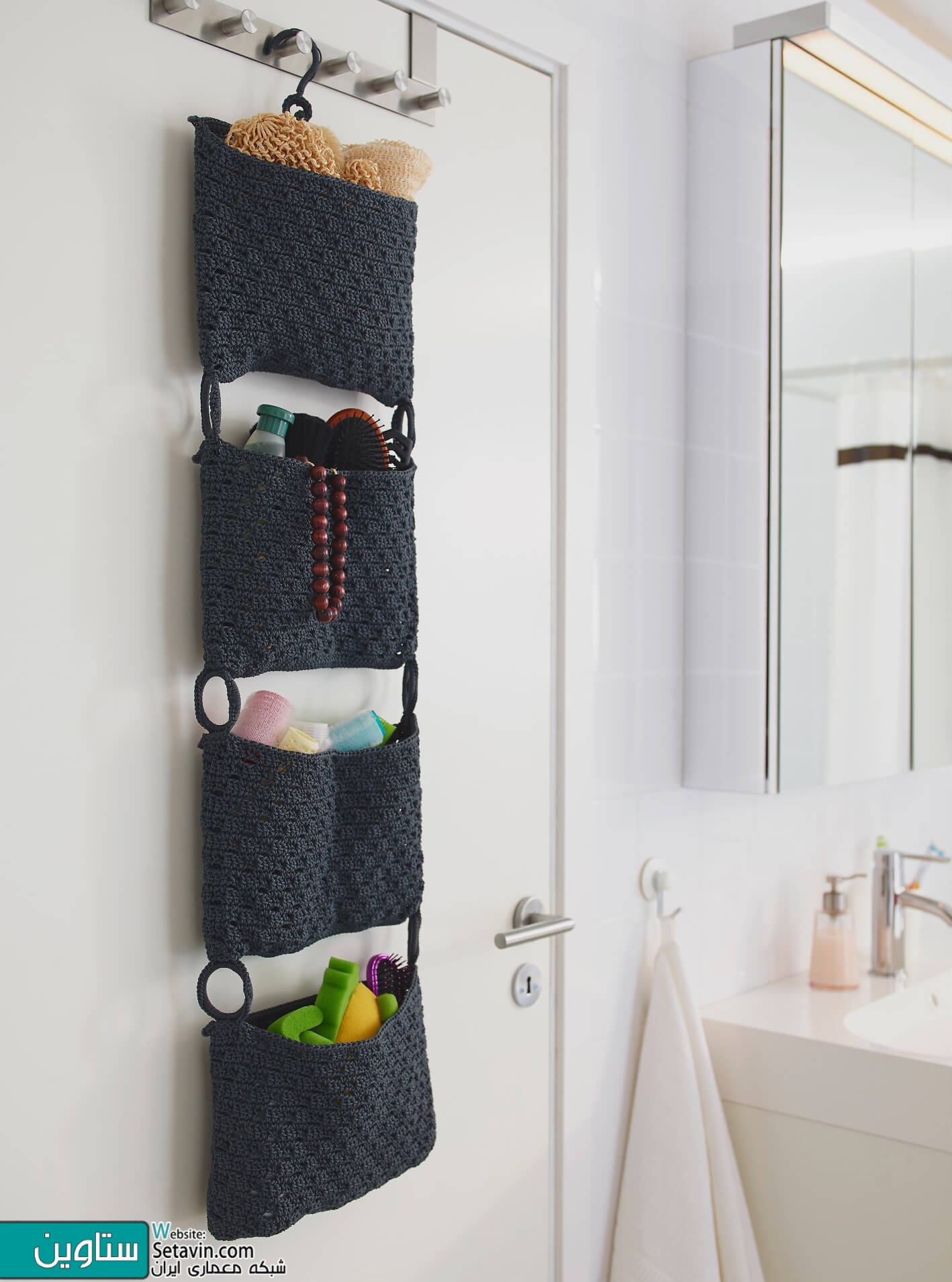 انواع آویزهای دیواری قابل استفاده در حمام