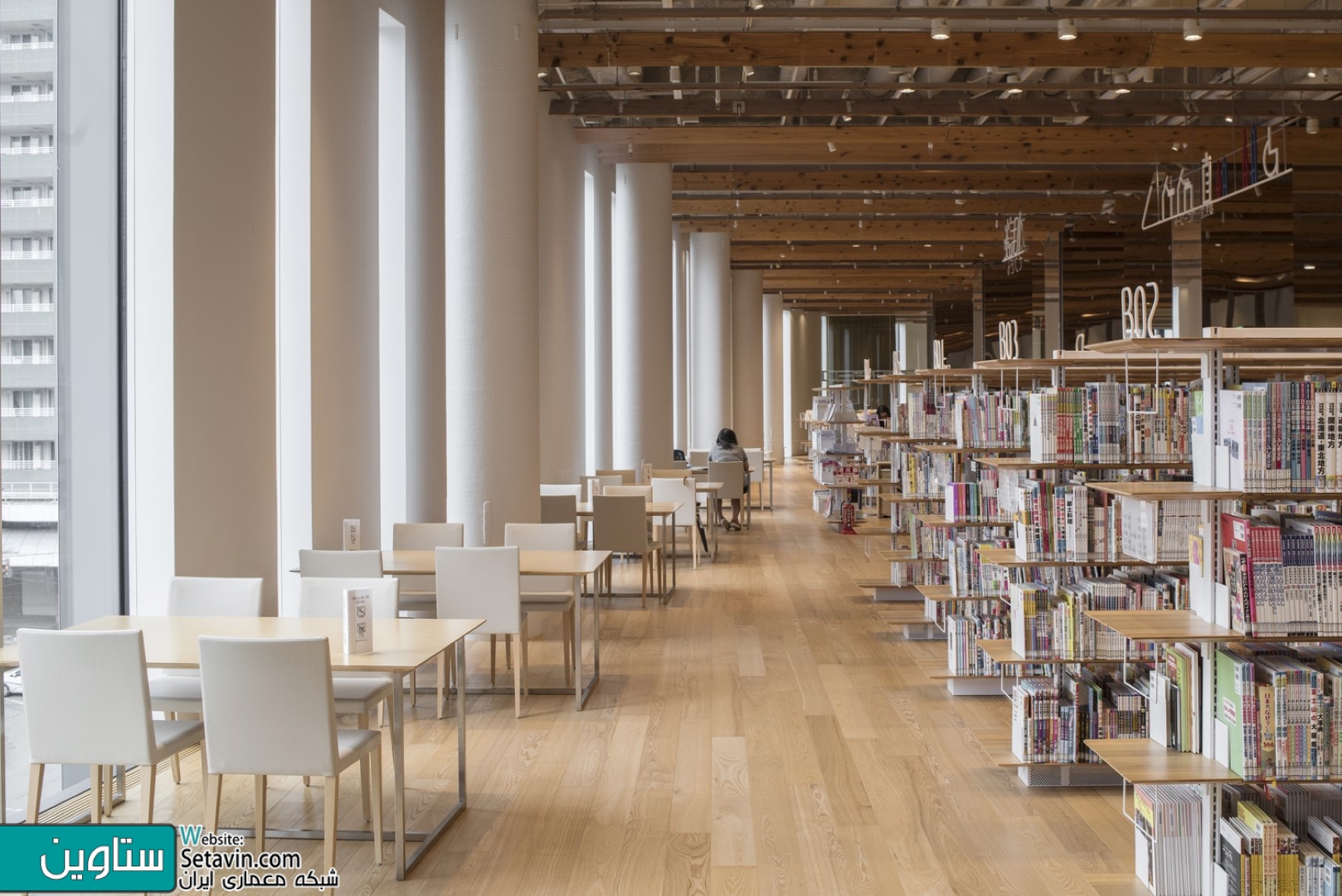 در این پست با ستاوین همراه باشید تا نگاهی به پروژه کتابخانه Toyama Kirari , در قلب شهر تویاما , ژاپن , داشته باشیم ... این ساختمان ترکیبی است از موزه هنر آبگینه ، کتابخانه شهر ویک بانک محلی. یک فضای باز به صورت یک وید بزرگ  در مرکز ساختمان باعث توزیع موثر نور از سمت جنوب شده که به اتصال سه فعالیت اصلی (کاربری) می کند.