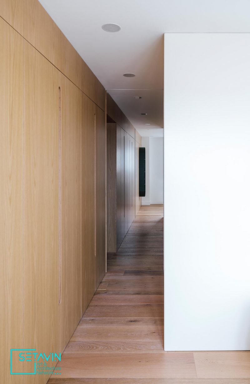 طراحی قابل توجه طبقات و شلف ها در آپارتمانی در اسپانیا