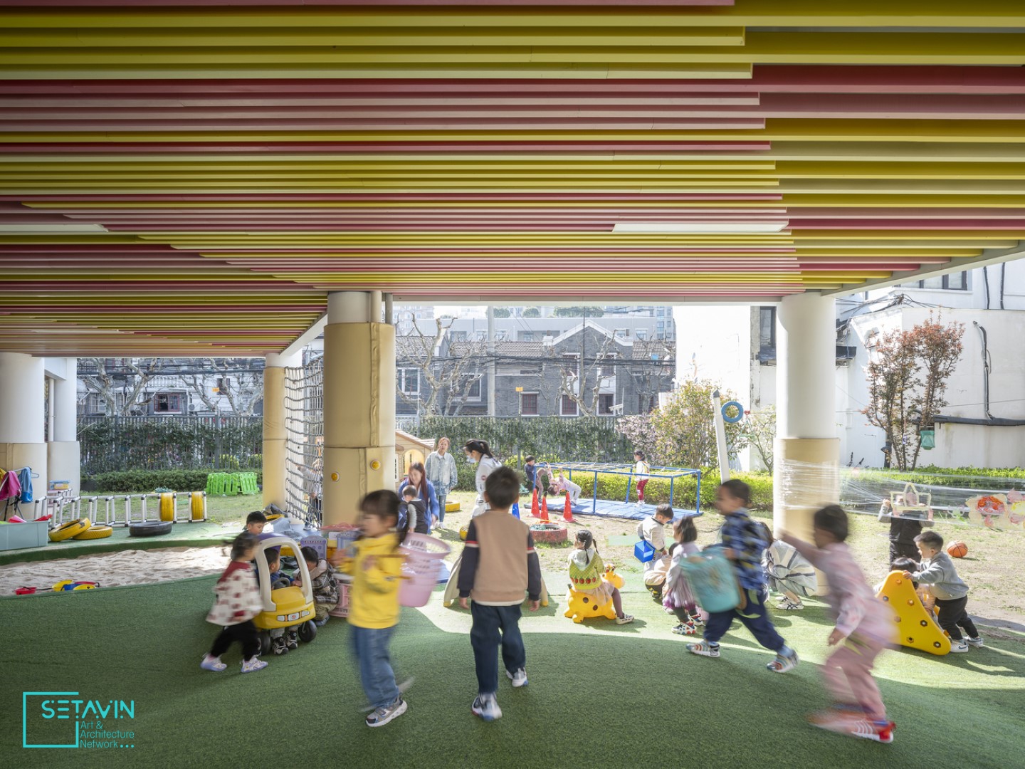 کودکستان , Jing an Yuyao Road , آتلیه معماری , Liu Yuyang Architects ، چین , مهد , مهدکودک , children , کودکان , Kindergarten , کودک , فضای بچه ها , architecture , معماری , school , مدرسه , محیط های آموزشی , childhood , کودکی ,