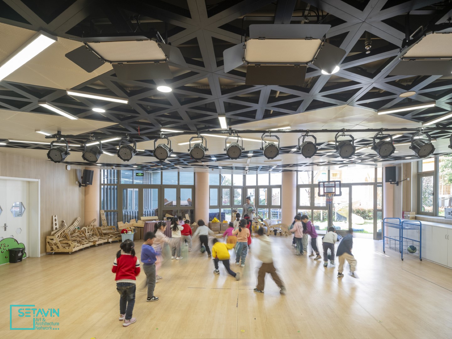 کودکستان , Jing an Yuyao Road , آتلیه معماری , Liu Yuyang Architects ، چین , مهد , مهدکودک , children , کودکان , Kindergarten , کودک , فضای بچه ها , architecture , معماری , school , مدرسه , محیط های آموزشی , childhood , کودکی ,