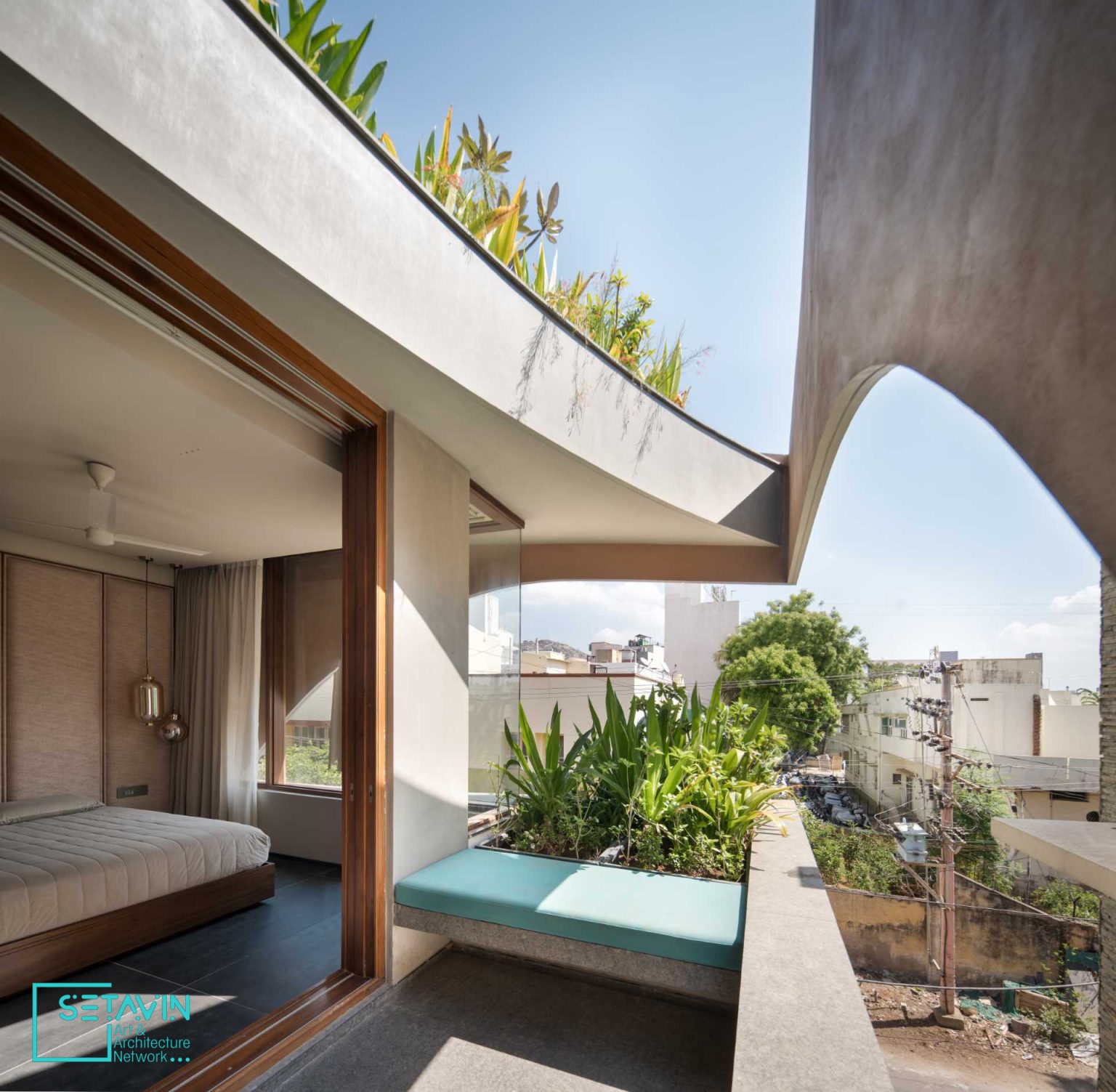 خانه بتنی Krishnagiri اثر Cadence Architects ، هند