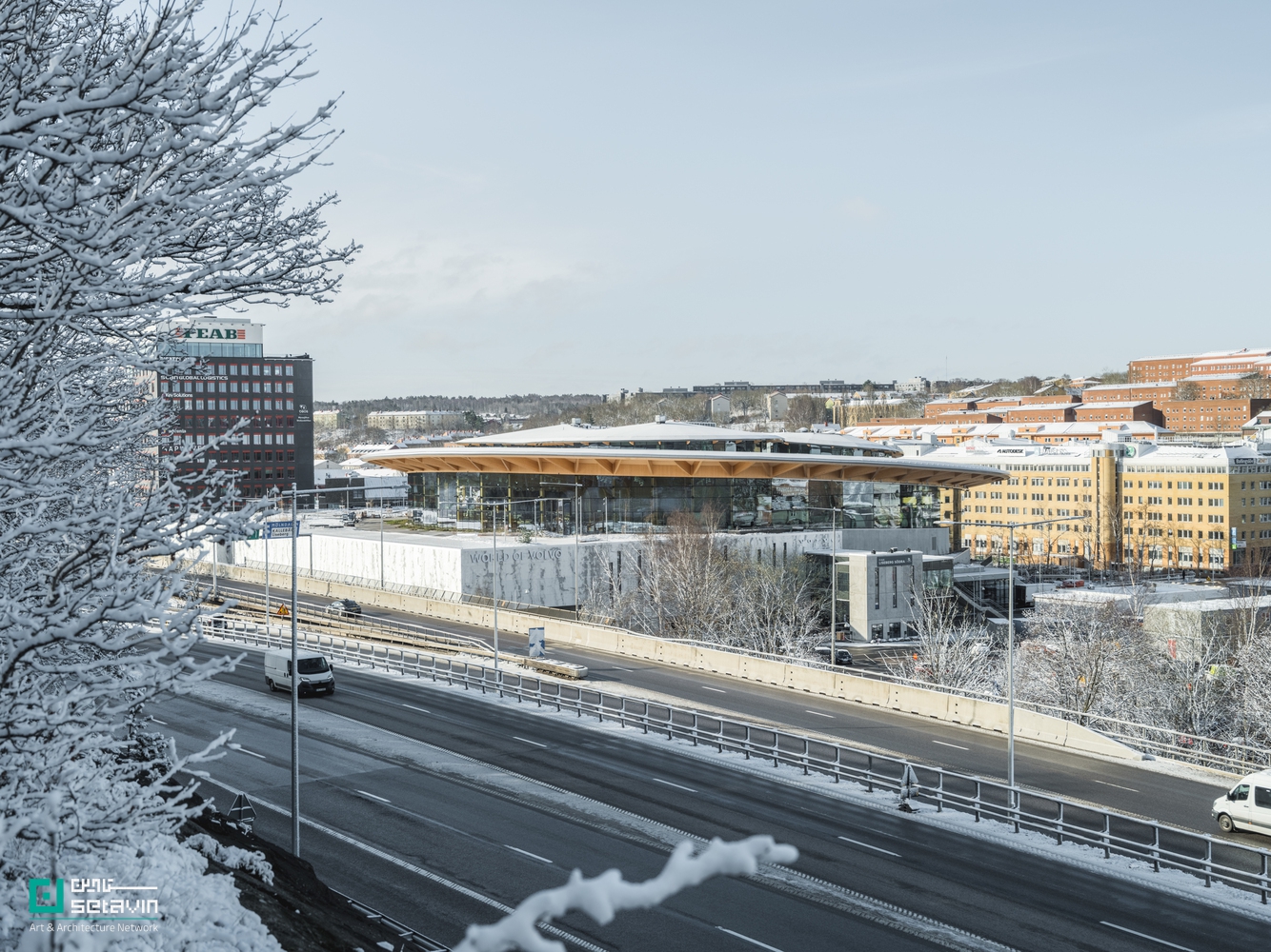 مرکز تجربه ولوو، World of Volvo، معماری چوبی، Henning Larsen، فرهنگی-نمایشی، Allemansrätten، گوتنبرگ، تجربه برند ولوو، سازه glulam، CLT