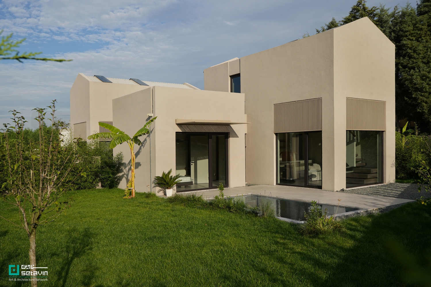 معماری ساپانجا، خانه KLEE، طراحی اقامتگاه مدرن، معماری معاصر ترکیه، the work، تحلیل پروژه معماری، ستاوین، خانههای مدرن، طراحی حجم، سیلوئت معماری، معماری اقامتی , KLEE House, Sapanca Architecture, the work architects, modern residence design, Turkey architecture, contemporary housing, Stavwin, architectural analysis, volume composition, architectural silhouette, modern lodging design