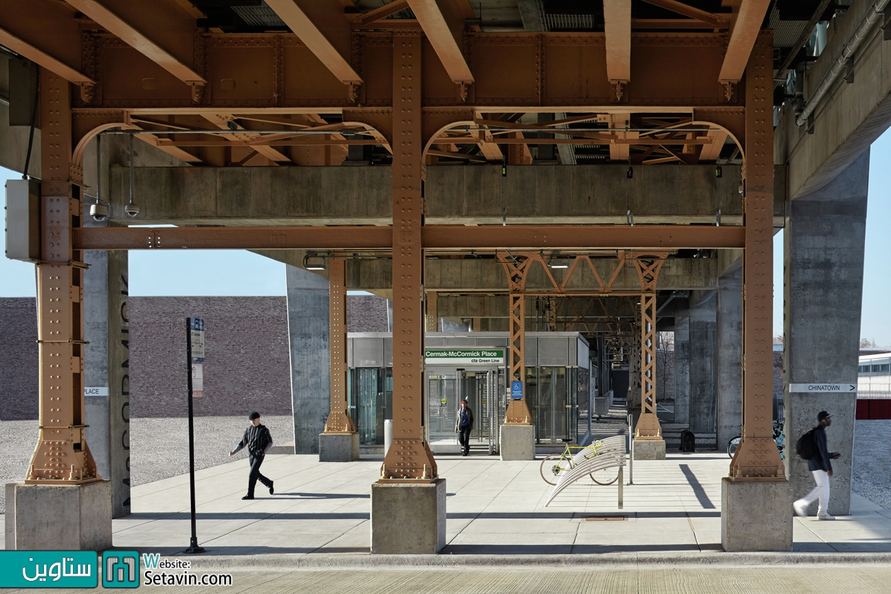 ایستگاه Cermak McCormick ، اثر تیم معماری Ross Barney  ، آمریکا
