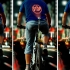 عکس - دوچرخه ای با قابلیت نشان دادن علائم بر روی پشت دوچرخه سوار