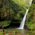 عکس - آبشار زمرد , پدیده ای بکر در جنگل حویق