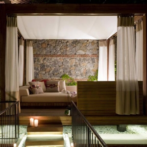 تصویر - حیاط اختصاصی برای اتاقهای هتلی در استانبول - معماری