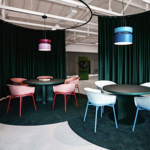 تصویر - طراحی دفتر کار برند اکسسوری LOQI در برلین - معماری