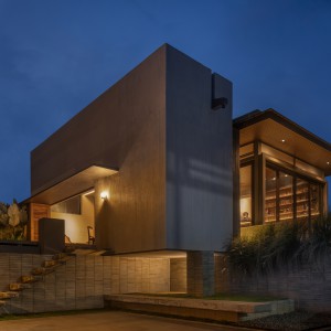 تصویر - خانه رومه تاهو ( Rumah Tahu ) ٬ اثر suatudio ٬ اندونزی - معماری