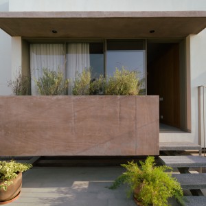 تصویر - خانه Paseo House of Cantera ٬ دفتر معماری Antumbra estudio ٬ مکزیک - معماری