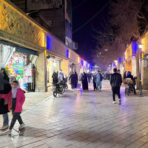 تصویر - بازآفرینی شهری ، شلوغ بازار ( بازار شلوغه ) مشهد ، با همراهی دکتر امیر گوهری - معماری
