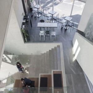 تصویر - کافه‌ ساحلی Gijang Waveon | طراحی Heesoo Kwak و IDMM Architects | کره‌جنوبی - معماری