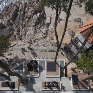 تصویر - کافه‌ ساحلی Gijang Waveon | طراحی Heesoo Kwak و IDMM Architects | کره‌جنوبی - معماری