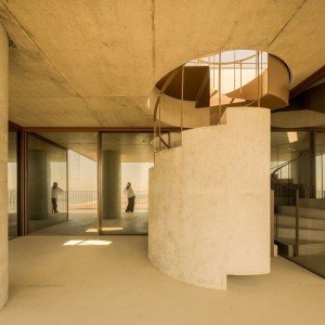 تصویر - برج مسکونی میرامار (Miramar Tower) | طراحی OODA | پرتغال - معماری