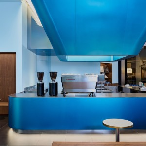 تصویر - کافه Blue Bottle Coffee | طراحی داخلی studio I IN | تایلند - معماری