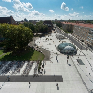 تصویر - پلازای شهری Konsthall اثر White ، سوئد - معماری